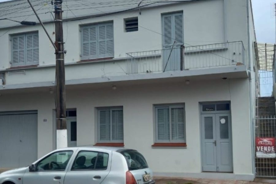 569ff626-83a7-4e13-a177-2836da5bb810-1